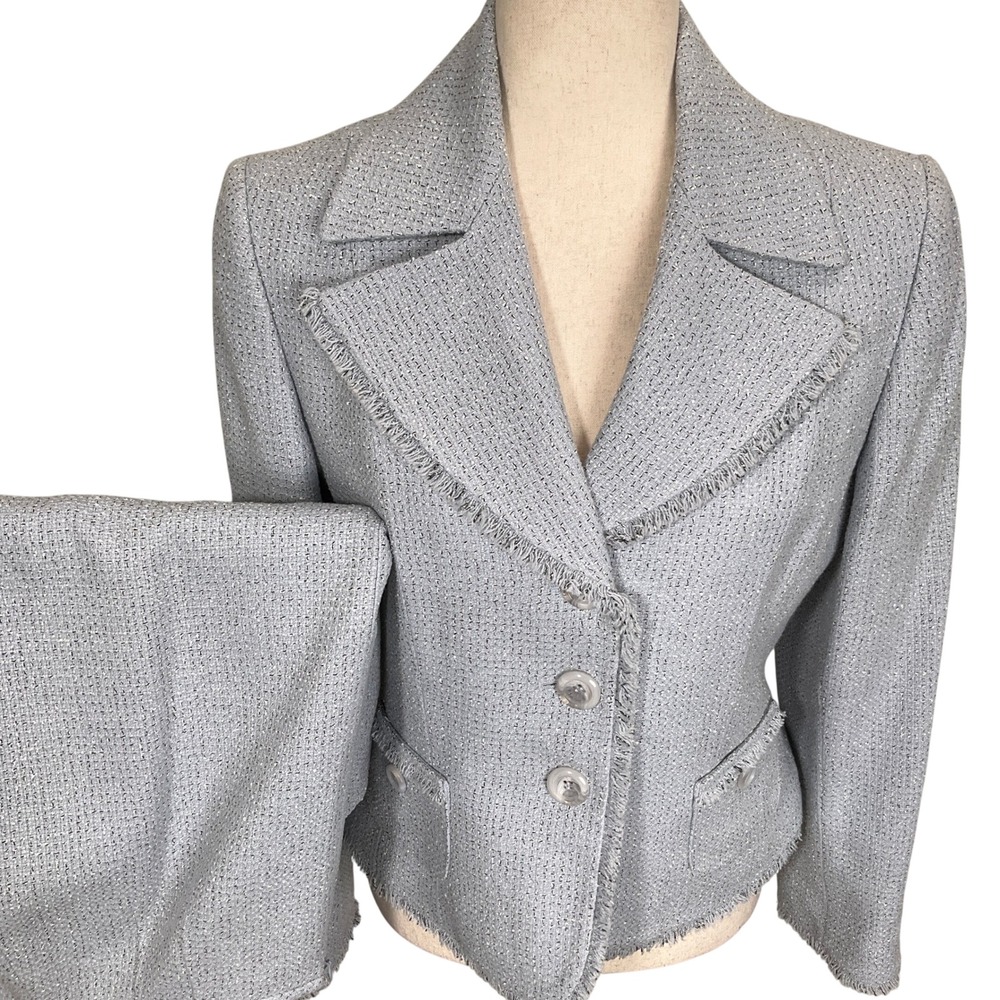 Tahari Skirt Suit Women 8 Ice Blue Tweed Metallic Fringe
